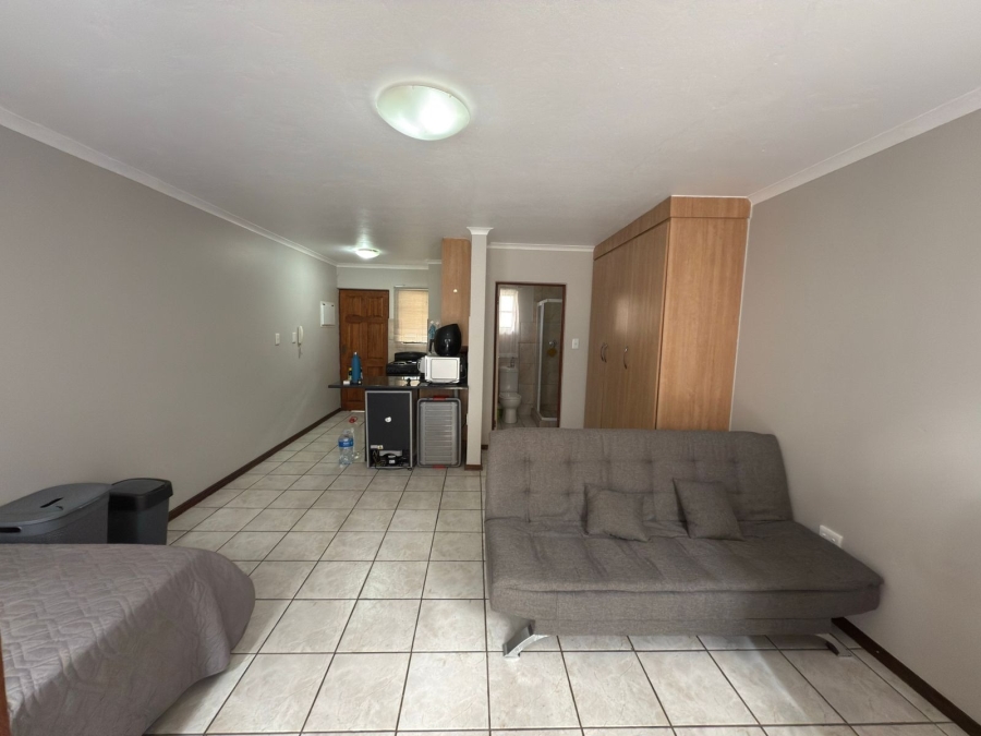 1 Bedroom Property for Sale in Die Bult North West